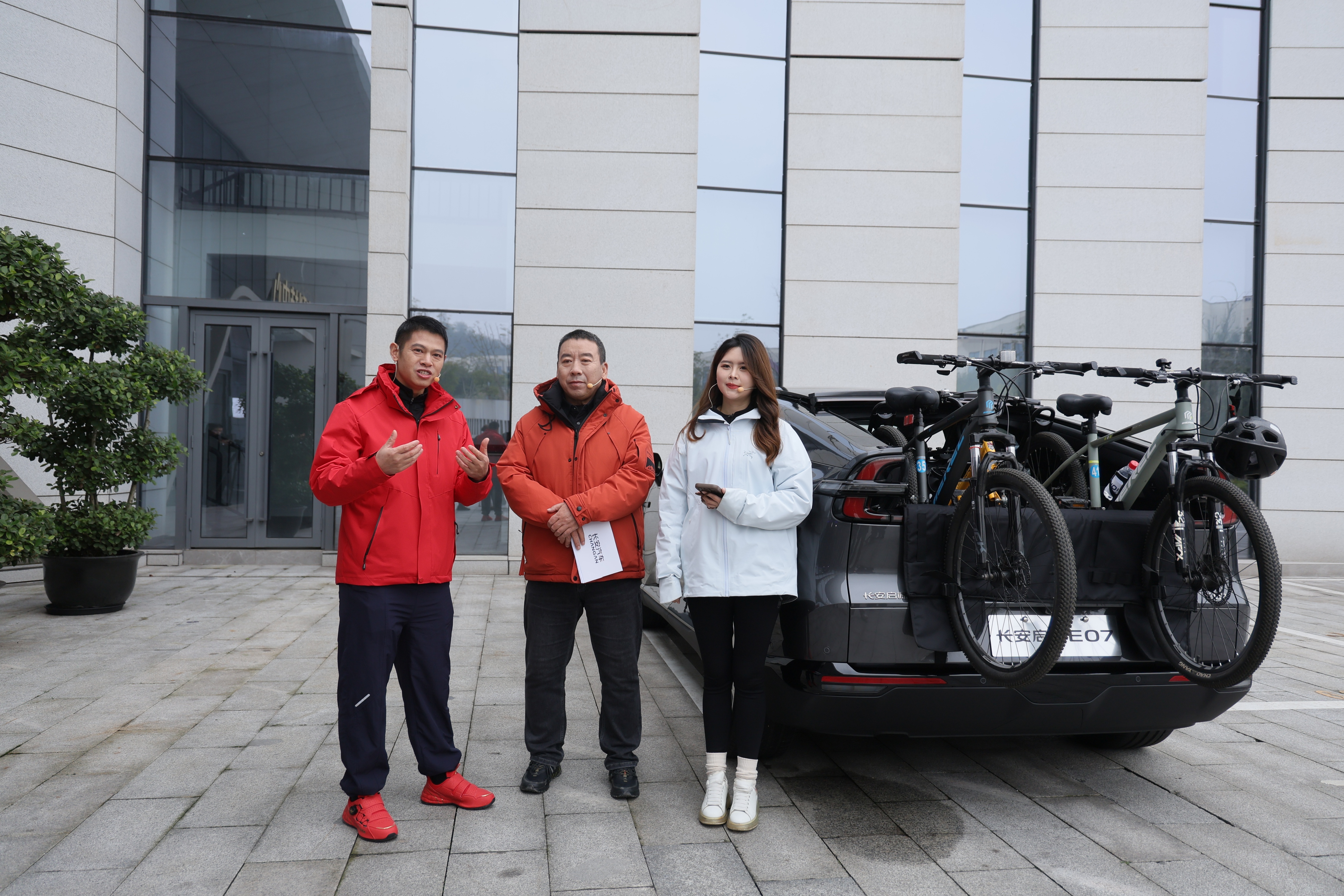 看“第三辆车”如何“抵三辆车”米乐m6伙伴E起聊升级新享法！(图4)