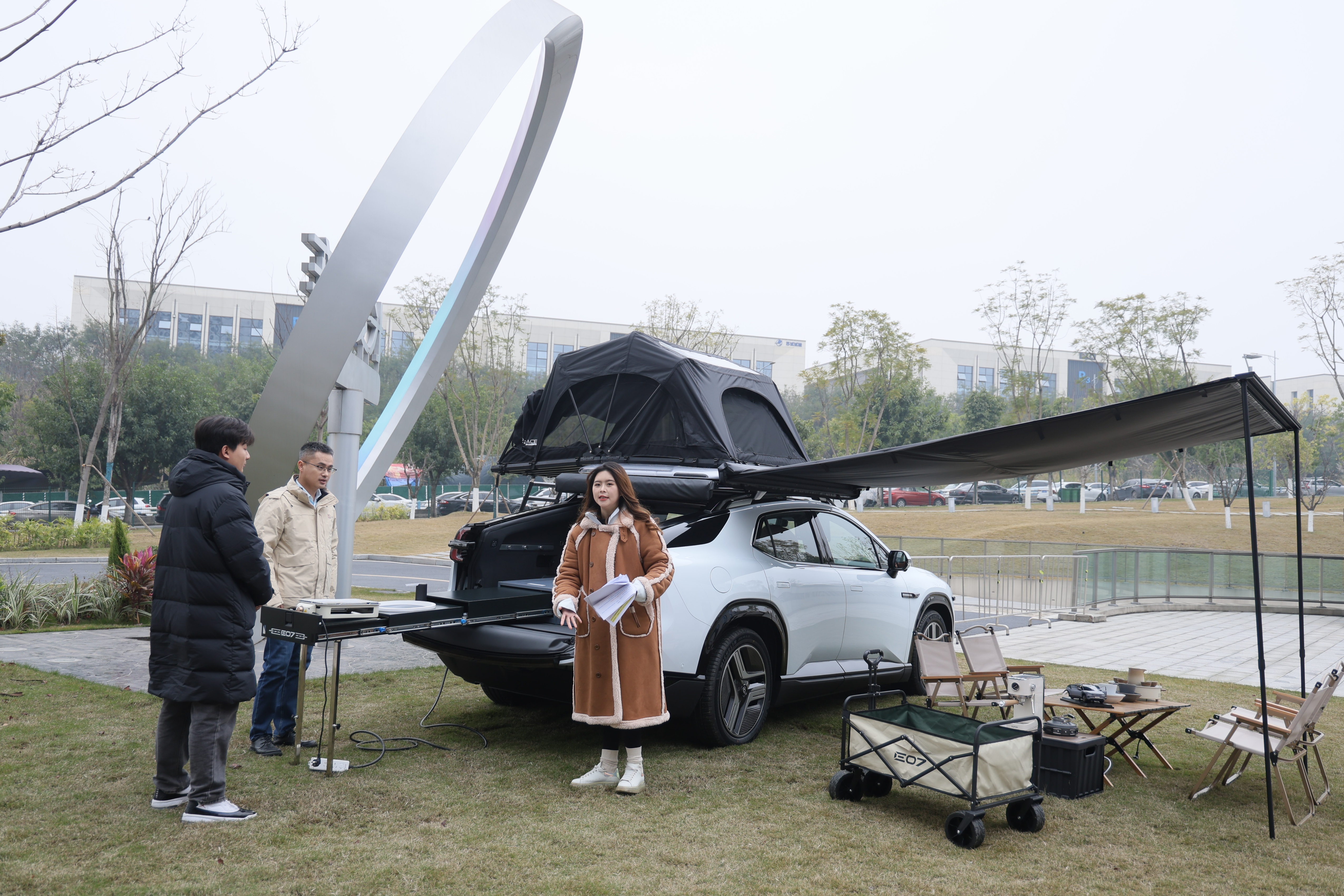 看“第三辆车”如何“抵三辆车”米乐m6伙伴E起聊升级新享法！(图10)