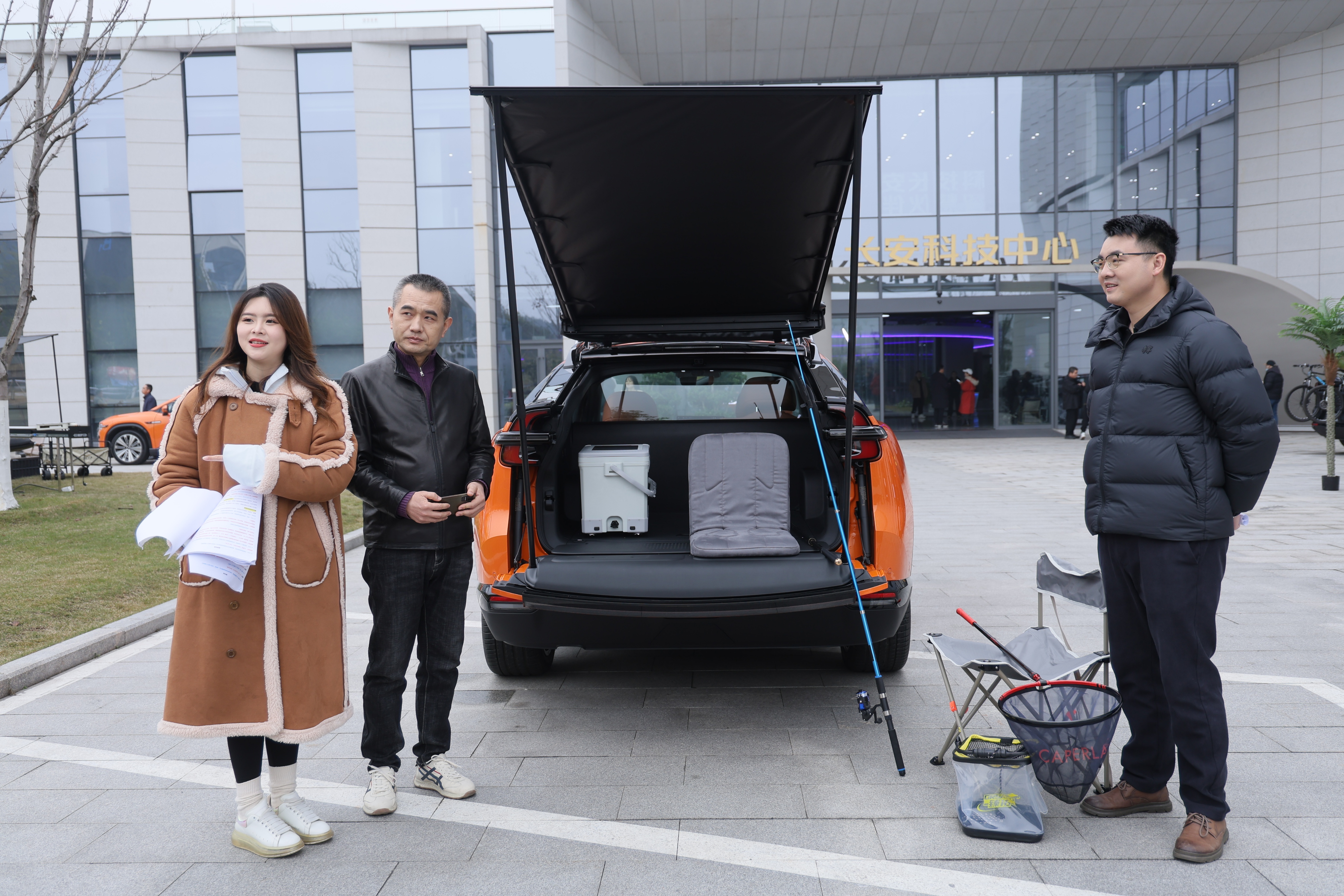 看“第三辆车”如何“抵三辆车”米乐m6伙伴E起聊升级新享法！(图11)
